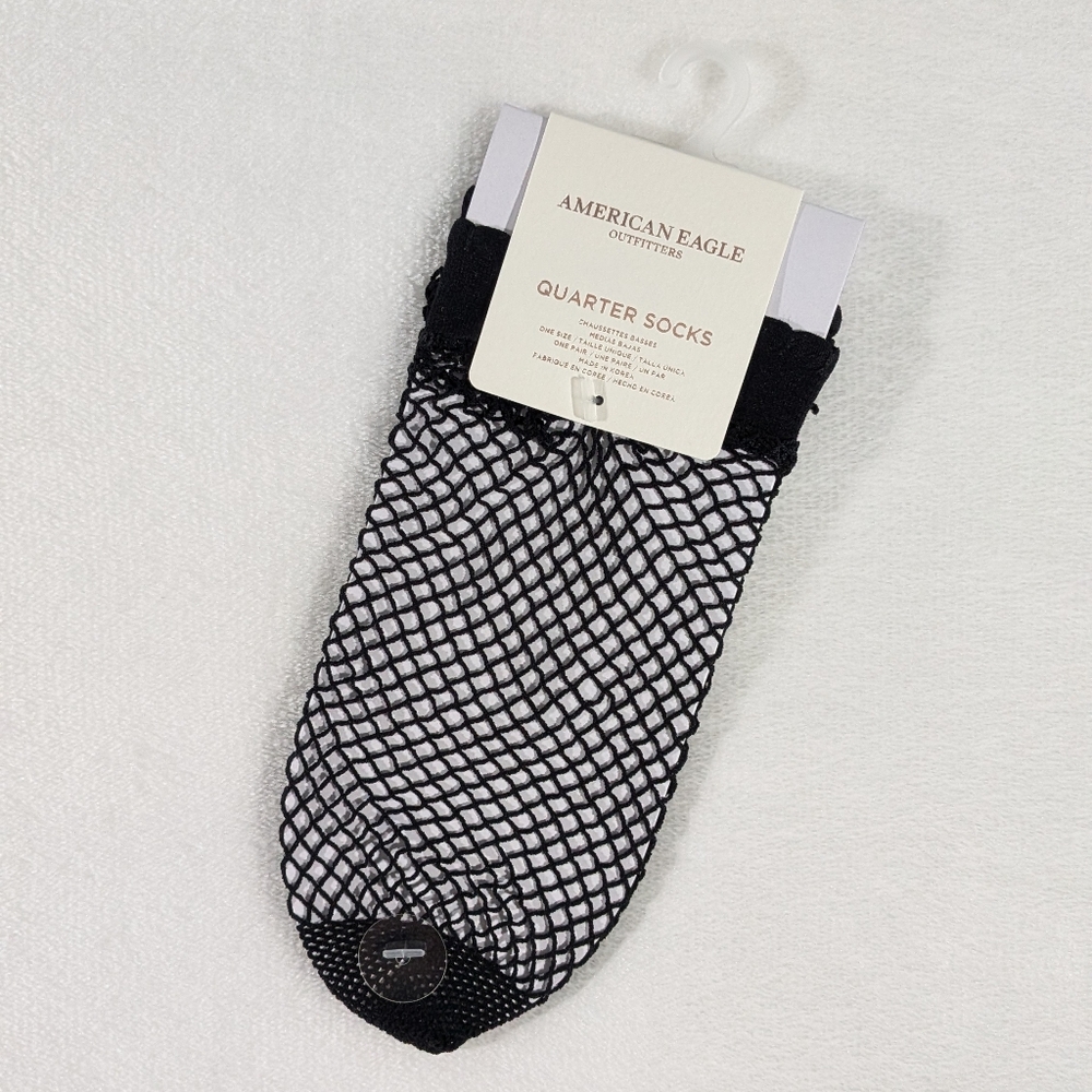 ❤️ Fishnet Quarter Length Socks